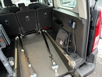 Peugeot Rifter Standard 1.5 BlueHDI 130KM 2022 Peugeot RIFTER Niepełnosprawnych inwalida PFRON, zdjęcie 9