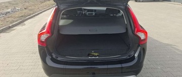 Volvo V60 I 2013 Volvo V60 Volvo V60 D6 AWD Plug-in Hybrid Summum 2.4 Hybryda Plug-in 220KM, zdjęcie 29