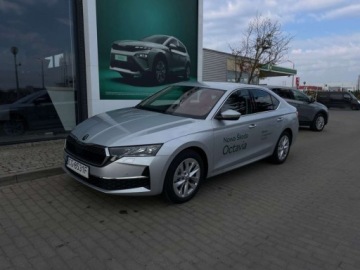 Skoda Octavia IV Liftback 2.0 TDI 150KM 2024 Skoda Octavia Selection 2,0 TDI 150 KM Autom. Skora, swiatla Matrix, 2.0