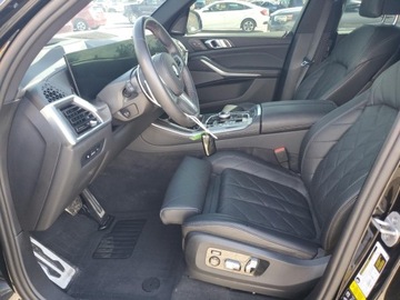 BMW X5 G05 2024 BMW X5 M60i 2024 4.4l 4.4 Benzyna 523KM, zdjęcie 7