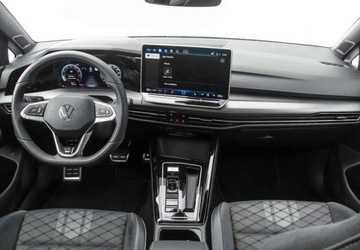 Volkswagen Golf VIII Variant 1.5 eTSI 150KM 2024 Volkswagen Golf 1.5 TSI 150KM R-Line DSG HarmanKardon IQ Light Podgrzewane, zdjęcie 6