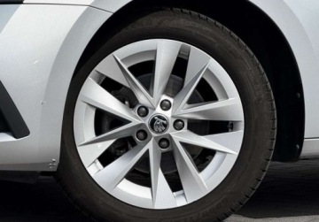 Skoda Octavia IV Liftback 1.5 TSI EVO 150KM 2022 Skoda Octavia Reflektory LED Kamera Keyless Lane Assist Salon PL FVAT, zdjęcie 5