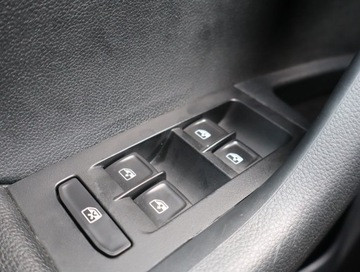 Skoda Octavia III Liftback Facelifting 2.0 TDI 150KM 2018 Skoda Octavia 2.0 TDI, Salon Polska, Serwis ASO, zdjęcie 12