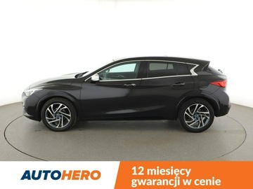 Infiniti Q30 1.6T 156KM 2019 Infiniti Q30 Luxe automat panorama kamera360 navi, zdjęcie 1