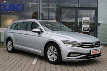 Volkswagen Passat B8 Variant Facelifting 2.0 TDI SCR 150KM 2022 Volkswagen Passat BUSINESS, zdjęcie 1