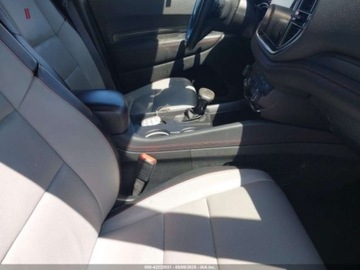 Dodge Durango III 3.6 V6 294KM 2024 Dodge Durango 2024 Dodge Durango GT Plus AWD 3.6 Benzyna 295KM, zdjęcie 10