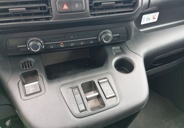 Citroen Berlingo III e-Osobowy M 50 kWh 136KM 2023 Citroen Berlingo e-Berlingo XL Feel Pack SalonPL FVat Od Reki Elektryczny, zdjęcie 16