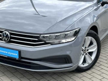 Volkswagen Passat B8 Variant Facelifting 2.0 TDI SCR 150KM 2022 Volkswagen Passat Variant APP | LED | Kamera Cofan, zdjęcie 27