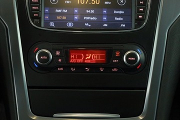 Ford Mondeo IV Hatchback 2.0 Duratorq TDCi DPF 140KM 2011 Ford Mondeo 2.0 TDCi, Salon Polska, Xenon, Klima, zdjęcie 9