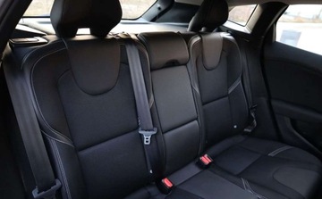 Volvo V40 II 2019 Volvo V40 Volvo V40 T2 Linje Svart 2.0 Benzyna 122KM, zdjęcie 17