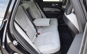 Volvo XC60 II 2023 Volvo XC 60 2.0 B5 Inscription AWD Automatic Virtual Panorama Navi Ledy 2.0, zdjęcie 30