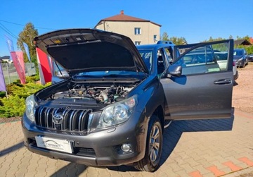 Toyota Land Cruiser IV 3.0 D-4D 173KM 2010 Toyota Land Cruiser Salon POLSKA GWARANCJA Super stan Zobacz 3.0 Diesel, zdjęcie 31