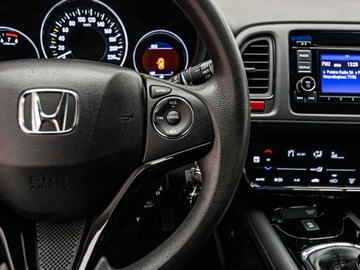 Honda HR-V II SUV 1.5 i-VTEC 130KM 2016 HONDA HR-V 1.5 Comfort Suv 130KM 2016, zdjęcie 13