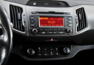 Kia Sportage III SUV 1.7 CRDi 116KM 2013 Kia Sportage 1.7 CRDI _ Czujniki parkowania _ Alufelgi 1.7 Diesel 115KM, zdjęcie 9