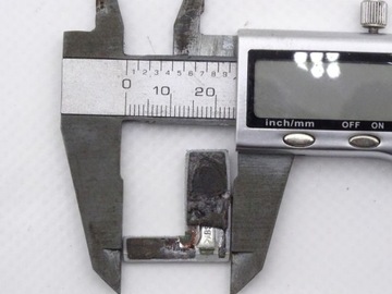 VW POLO IV 9N 01-09 PÍSMENO ZNAKY KRYT ZADNÍ KUFRU L