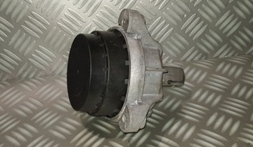 BMW F01 F06 F07 F10 F12 F13 640I 3.0 N55 ULOŽENÍ MOTORU PRAVÁ 6786528 21R