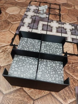 Карак и Регент: Вкладыш, Красочный органайзер