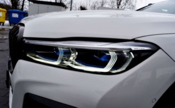 BMW Seria 7 G11-G12 Sedan Facelifting 4.4 750i 530KM 2020 BMW Seria 7 M-Pakiet X-Drive Maly przebieg, Bogata wersja wyposazenia,, zdjęcie 37