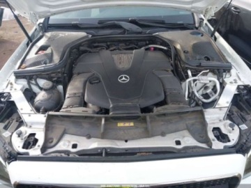 Mercedes Klasa E W213 2020 Mercedes-Benz Klasa E 2020 MERCEDES-BENZ E 450 4MATIC 3.0 Benzyna 362KM, zdjęcie 9