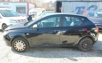 Seat Ibiza IV Hatchback 5d 1.2 MPI 70KM 2010 Seat Ibiza 1.2 Benzyna 70KM, zdjęcie 2