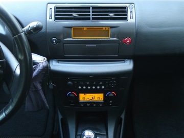 Citroen C4 I Hatchback 1.6 16V 110KM 2007 Citroen C4 1.6 16V, Klima, Klimatronic, Tempomat, zdjęcie 12