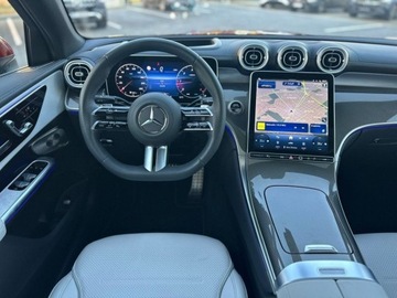 Mercedes GLC C254/X254 Coupe 2.0 220d 197KM 2024 Mercedes-Benz GLC 220 d 4 MATIC Coupe AMGPremium PlusBurmesterJasne Wnetrze, zdjęcie 10