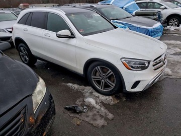 Mercedes GLC C253 2021 Mercedes-Benz GLC 300 4Matic 2021 2.0 Benzyna 255KM, zdjęcie 4