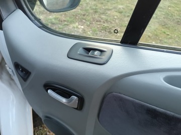 Renault Trafic II Kabina 2.0 dCi 115KM 2014 Renault Trafic 2.0 DCI 115KM 9 osobowy Klima Kamera, zdjęcie 11