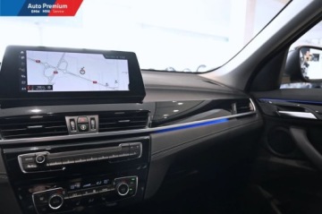 BMW X1 F48 Crossover Facelifting 2.0 20d 190KM 2020 BMW X1 xDrive20dFV23Reflektor LEDHak holowniczyFotel sportowy 2.0, zdjęcie 8