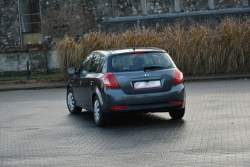 Kia Ceed I Hatchback 5d Facelifting 1.4 DOHC CVVT 90KM 2011 Kia Cee'd 1.4 BENZYNA 90KM 2011r. Klima Kamera Iso, zdjęcie 3