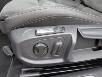 Volkswagen Arteon Fastback Facelifting 2.0 TSI 190KM 2022 Volkswagen Arteon Shooting Brake R-Line 2,0 TSI 190KM DSG Serwis ASO F, zdjęcie 10