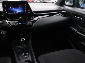 Toyota C-HR I Crossover 1.2L Turbo 116KM 2019 Toyota C-HR 1.2 Turbo, Salon Polska, Serwis ASO, zdjęcie 7