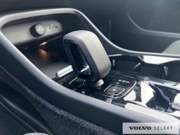 Volvo XC40 Crossover Facelifting 2.0 B4 197KM 2022 Volvo XC 40 Volvo XC40 PLUS Bright B4 (197 + 14KM), zdjęcie 24