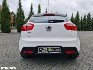 Kia Rio III Hatchback 5d Facelifting 1.2 DOHC CVVT 84KM 2014 Kia Rio 1.2 84PS Alu Komputer Klima Sliczna Gwrancja 1.2 Benzyna 84KM, zdjęcie 4