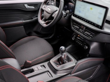 Ford Kuga III SUV Facelifting 1.5 EcoBoost 150KM 2025 Od ręki - ST-Line 1.5 EcoBoost 150KM / Pakiet Winter, zdjęcie 6