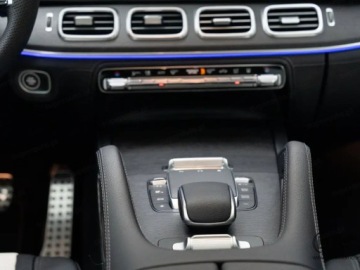 Mercedes GLE V167 SUV Facelifting 3.0 450d 367KM 2026 MERCEDES-BENZ GLE 450 d 4-Matic AMG Line 3.0 (367KM) 2026, zdjęcie 10