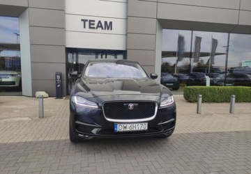 Jaguar F-Pace SUV 3.0 V6 340KM 2016 Jaguar F-Pace 3.0 SC V6 340KM AWD Portfolio 3.0 Benzyna 340KM, zdjęcie 4