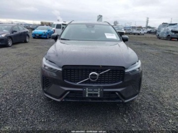 Volvo XC60 II 2025 Volvo XC 60 2025 VOLVO XC60 PLUG-IN HYBRID CORE, T8 AWD ELECTRICGASOLINE,, zdjęcie 11