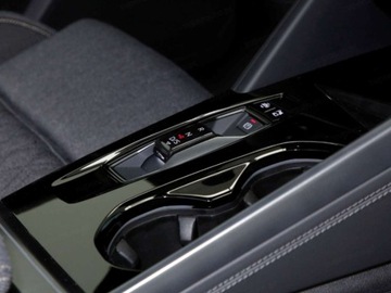 Audi 2025 AUDI Q5 TDI quattro Sportback S line Suv 2.0 204KM 2025, zdjęcie 11