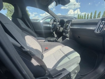 Volvo XC40 Crossover Facelifting 2.0 B3 163KM 2025 Volvo XC 40 B3 B Plus Dark | Driver Assist | Salo, zdjęcie 29