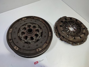BMW E46 318I KOLO SETRVAČNÍK PŘÍTLAČÁK N46