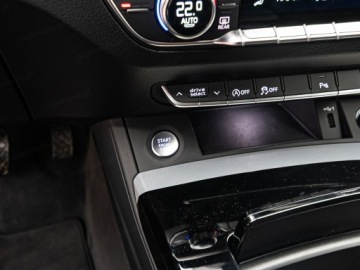 Audi Q5 II SUV Facelifting 2.0 40 TDI 204KM 2023 AUDI Q5 40 TDI quattro S Line S tronic Suv 2.0 (204KM) 2023, zdjęcie 16