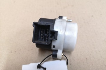SPÍNACÍ SKŘÍŇKA VOLVO S60 I 8645228 2.4L DIESEL 2003