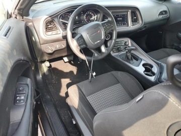 Dodge Challenger III 2023 Dodge Challenger Challenger sxt 3.6 Benzyna 303KM, zdjęcie 6