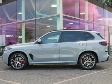 BMW X5 G05 SUV Facelifting 3.0 30d 298KM 2026 BMW X5 xDrive30d Sport Suv 3.0 (298KM) 2026, zdjęcie 1