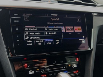 Volkswagen Arteon Fastback Facelifting 2.0 TSI 190KM 2022 Volkswagen Arteon 2.0TSI 190KM R-Line DSG SerwisASO Kessy Acc Led Navi Hak, zdjęcie 24