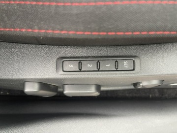 Skoda Octavia IV Liftback 2.0 TDI SCR 200KM 2023 Škoda Octavia Skoda Octavia RS Auto Klimatronik, zdjęcie 13