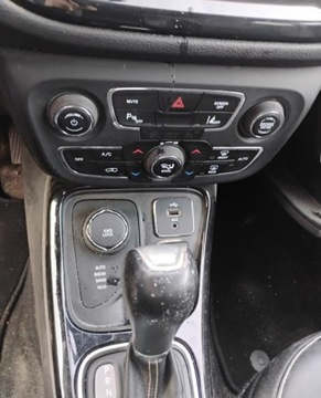 Jeep Compass II SUV 2.0 MJD 140KM 2017 Jeep Compass 2017r, SALON POLSKA. 2.0 Diesel. 4x4. AUTOMAT. Po zalaniu. VA, zdjęcie 12