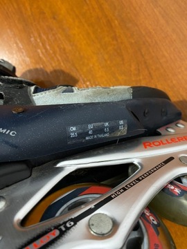 Размер Rollerblade Core XTV W. 40 рулонов диаметром 25,5 см