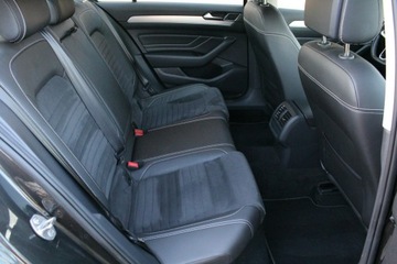 Volkswagen Passat B8 Variant Facelifting 1.5 TSI EVO 150KM 2022 Volkswagen Passat ELEGANCE 1.5 TSI 150KM Salon Polska GWARANCJA i RAPORT, zdjęcie 17